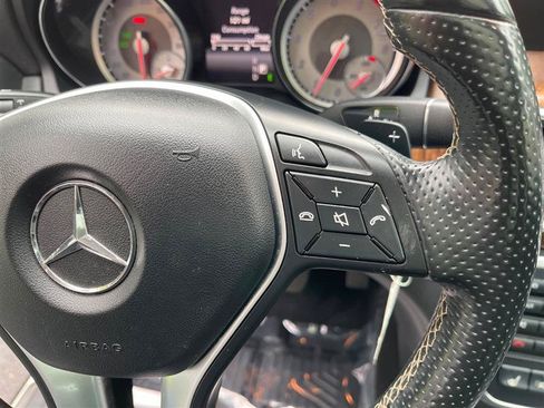 Used 2015 Mercedes-Benz GLA 250 4MATIC image 18