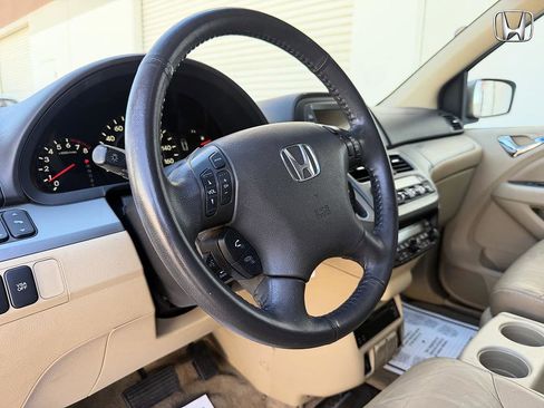 Used 2010 Honda Odyssey Touring image 22