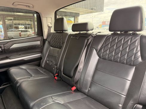 Used 2014 Toyota Tundra Platinum image 18