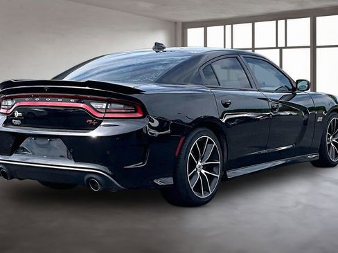 Used 2018 Dodge Charger R/T Scat Pack RWD image 3
