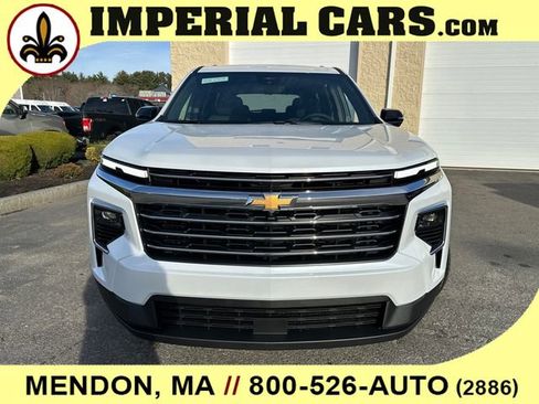 New 2026 Chevrolet Traverse LT w/ Driver Confidence Package image 4