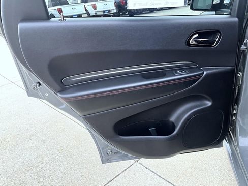 Used 2025 Dodge Durango GT image 27