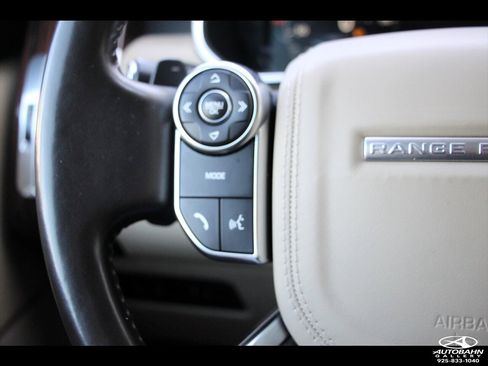 Used 2017 Land Rover Range Rover Long Wheelbase Supercharged image 15