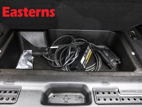 Used 2023 Jeep Wrangler Unlimited w/ Cold Weather Group image 7