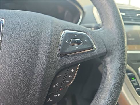 Used 2016 Lincoln MKX Premiere FWD image 21