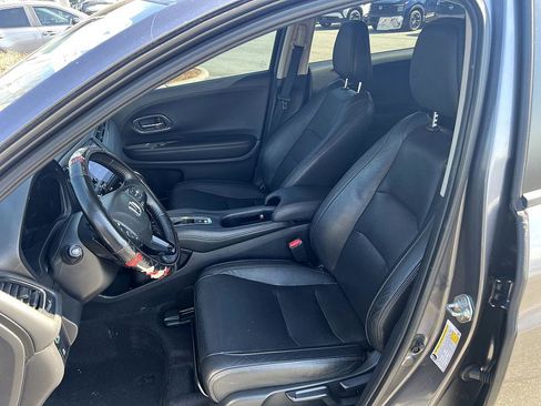 Used 2019 Honda HR-V EX-L image 13
