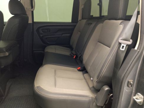 Used 2021 Nissan Titan S w/ S Utility Package RWD image 18