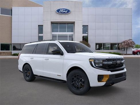 New 2026 Ford Expedition Tremor image 7