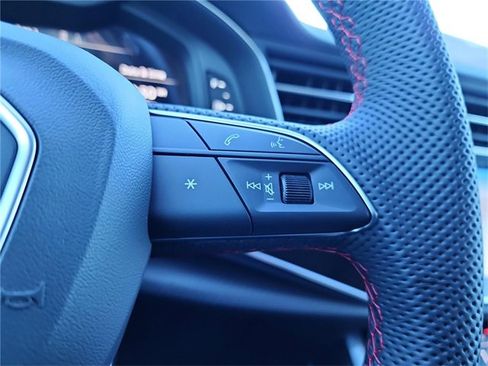 New 2026 Audi SQ8 Prestige image 14