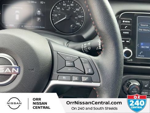 Used 2023 Nissan Kicks SR w/ SR Premium Package FWD image 19