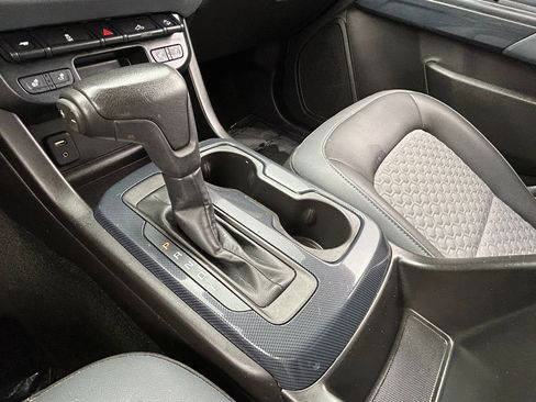 Used 2018 Chevrolet Colorado Z71 image 26