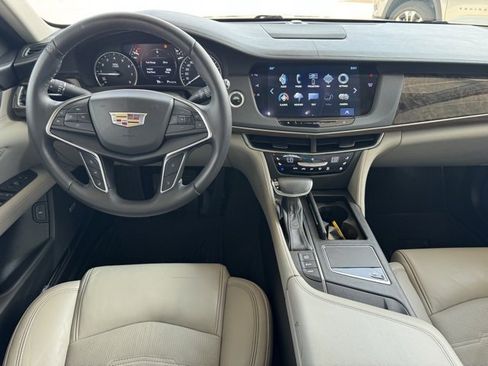 Used 2018 Cadillac CT6 Luxury image 12