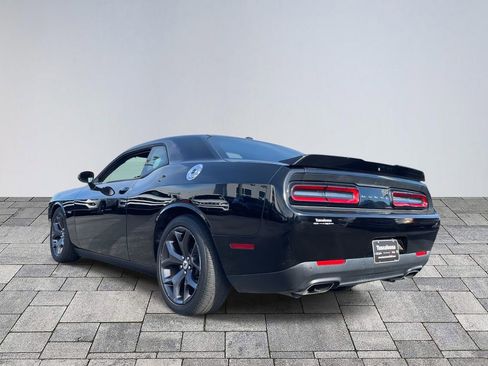 Used 2019 Dodge Challenger R/T image 5