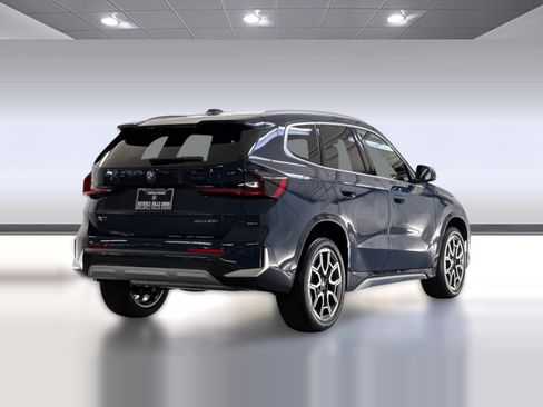 Used 2026 BMW X1 xDrive28i w/ Technology Package AWD/4WD image 8
