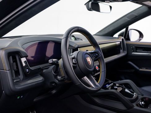 Certified 2026 Porsche Cayenne Turbo GT AWD/4WD image 4