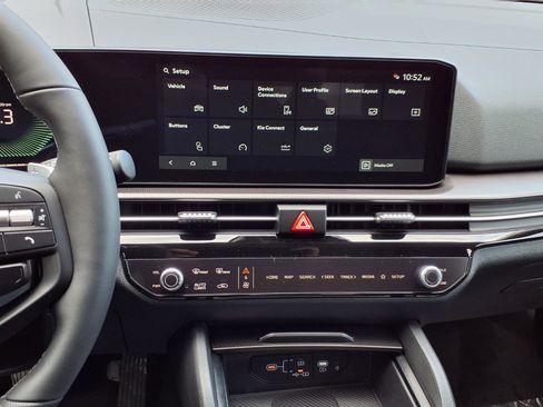 New 2026 Kia Sportage EX w/ EX Panoramic Sunroof Package AWD/4WD image 8