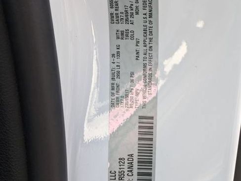 New 2027 Chrysler Pacifica Select FWD image 38