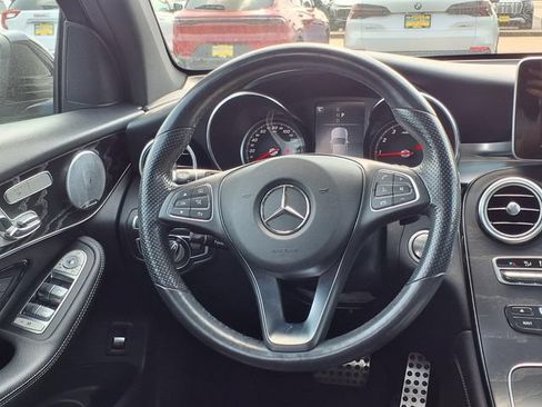 Used 2018 Mercedes-Benz GLC 300 4MATIC image 17
