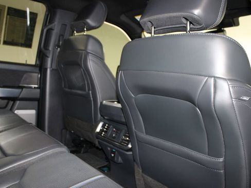 Used 2025 Ford F150 Platinum image 32