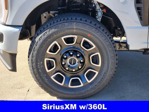 New 2026 Ford F250 Platinum image 10