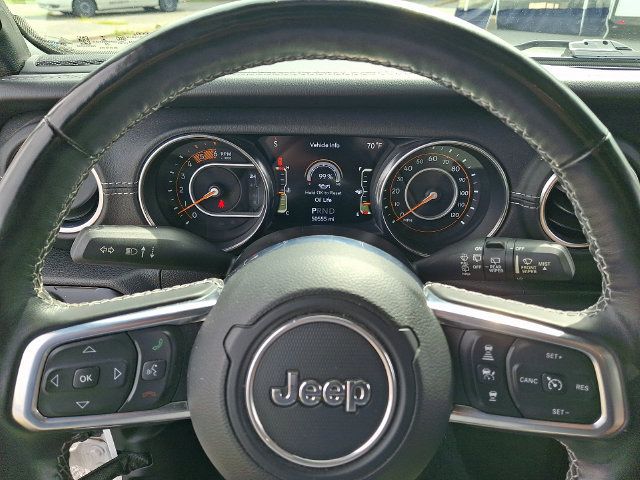Used 2020 Jeep Wrangler Unlimited Sahara AWD/4WD image 19