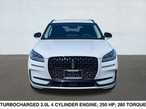 Used 2024 Lincoln Corsair Reserve w/ Equipment Group 201A image 8