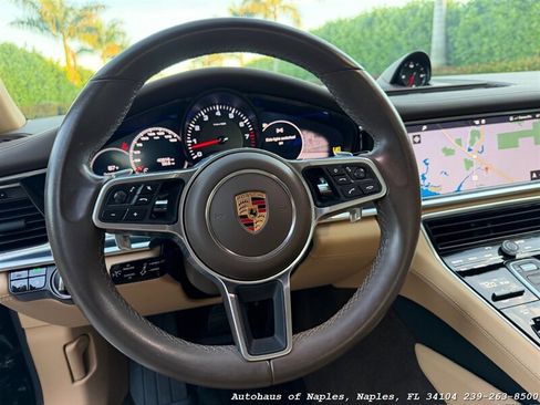 Used 2020 Porsche Panamera 4 AWD/4WD image 34