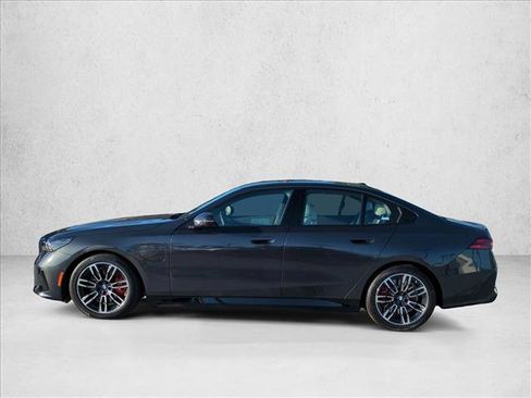 Certified 2026 BMW 550e xDrive AWD/4WD image 9