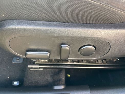 Used 2025 Hyundai Kona SEL image 23