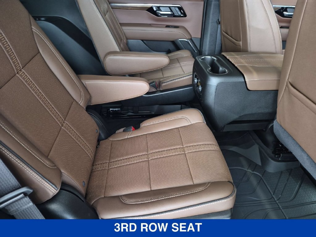 New 2026 Chevrolet Tahoe High Country w/ Sun And Tow Package AWD/4WD image 26