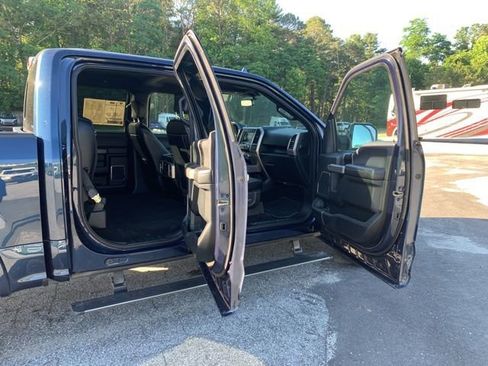 Used 2019 Ford F150 Platinum AWD/4WD image 11