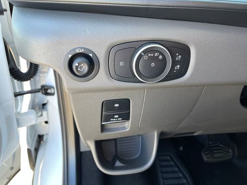 Used 2025 Ford Transit 350 XLT image 31
