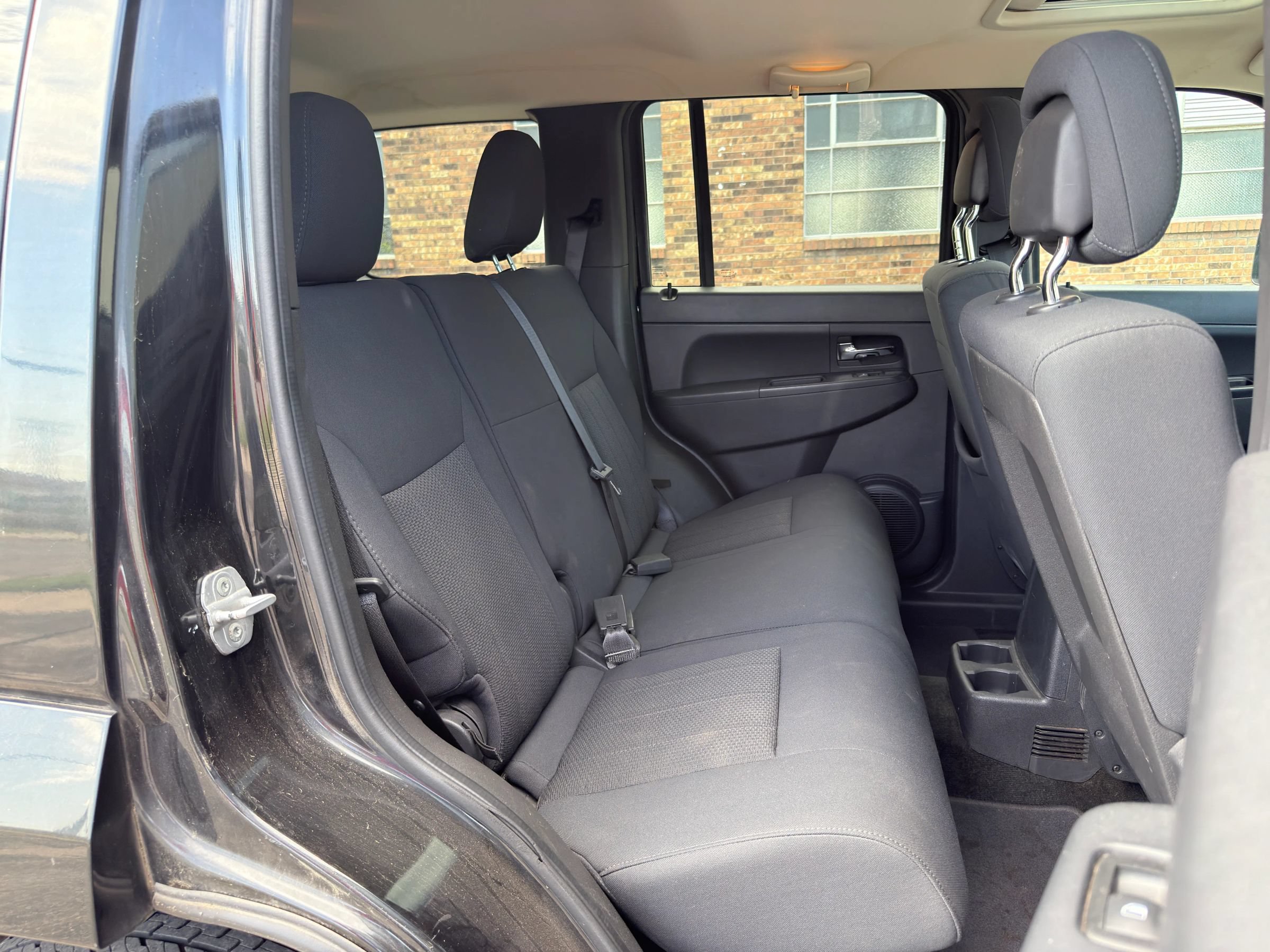 Used 2012 Jeep Liberty Sport w/ Popular Equipment Group AWD/4WD image 19