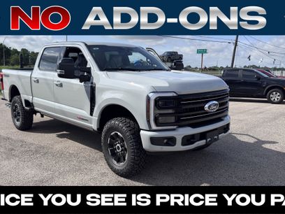 New 2026 Ford F250 Platinum w/ Tremor Off-Road Package