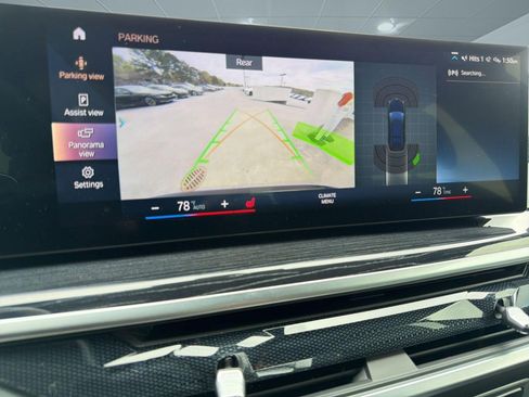 Certified 2023 BMW X7 xDrive40i w/ M Sport Package AWD/4WD image 24