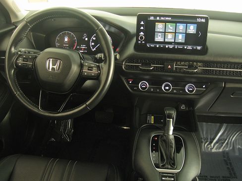Used 2023 Honda HR-V EX-L image 2