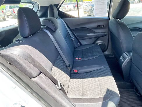 Used 2023 Nissan Kicks SV FWD image 13