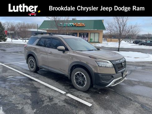 Used 2025 Nissan Pathfinder Rock Creek image 1