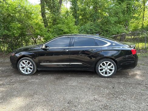 Used 2014 Chevrolet Impala LTZ FWD image 3