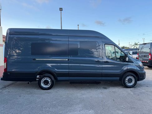 Used 2020 Ford Transit 250 148 High Roof Extended RWD image 8