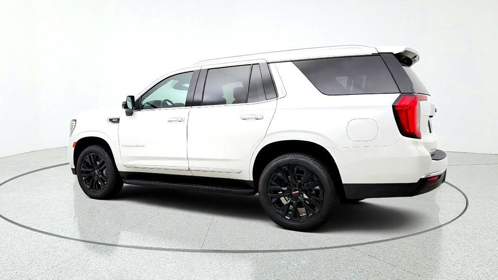Used 2021 GMC Yukon SLT w/ SLT Luxury Package AWD/4WD image 7
