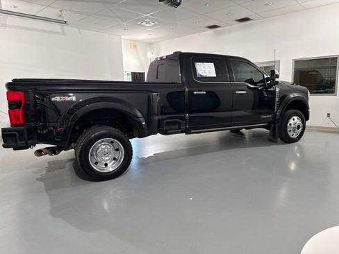 Used 2024 Ford F450 Platinum AWD/4WD image 9