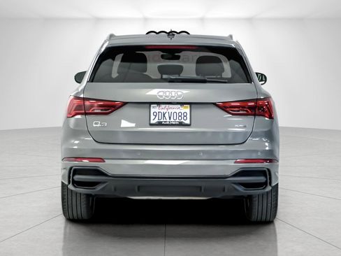 Certified 2023 Audi Q3 2.0T Premium Plus image 4