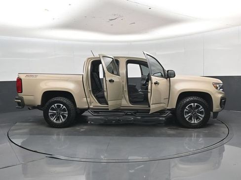 Used 2022 Chevrolet Colorado Z71 AWD/4WD image 57