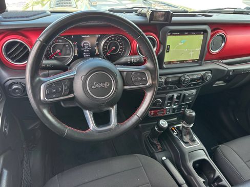 Used 2022 Jeep Wrangler Rubicon AWD/4WD image 14