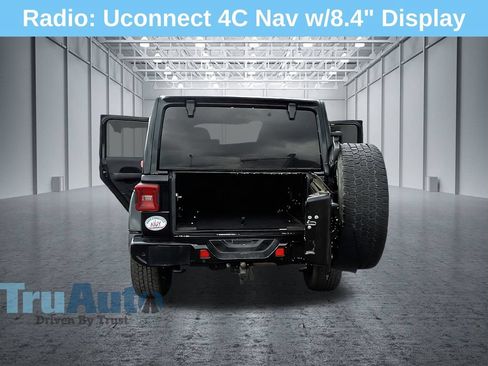 Used 2020 Jeep Wrangler Unlimited Sahara AWD/4WD image 16