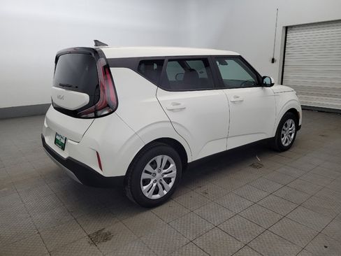 Used 2025 Kia Soul LX image 10