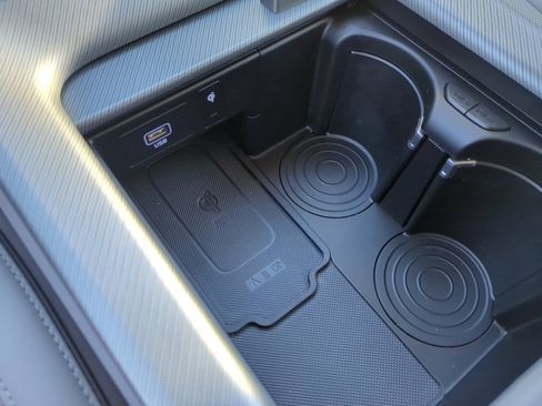 Certified 2025 Hyundai Palisade SEL image 35