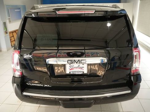Used 2019 GMC Yukon XL Denali w/ Open Road Package image 8
