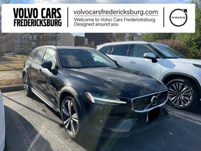 Used 2023 Volvo V60 B5 Cross Country Plus